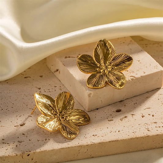 Vintage Flower Stud Earrings